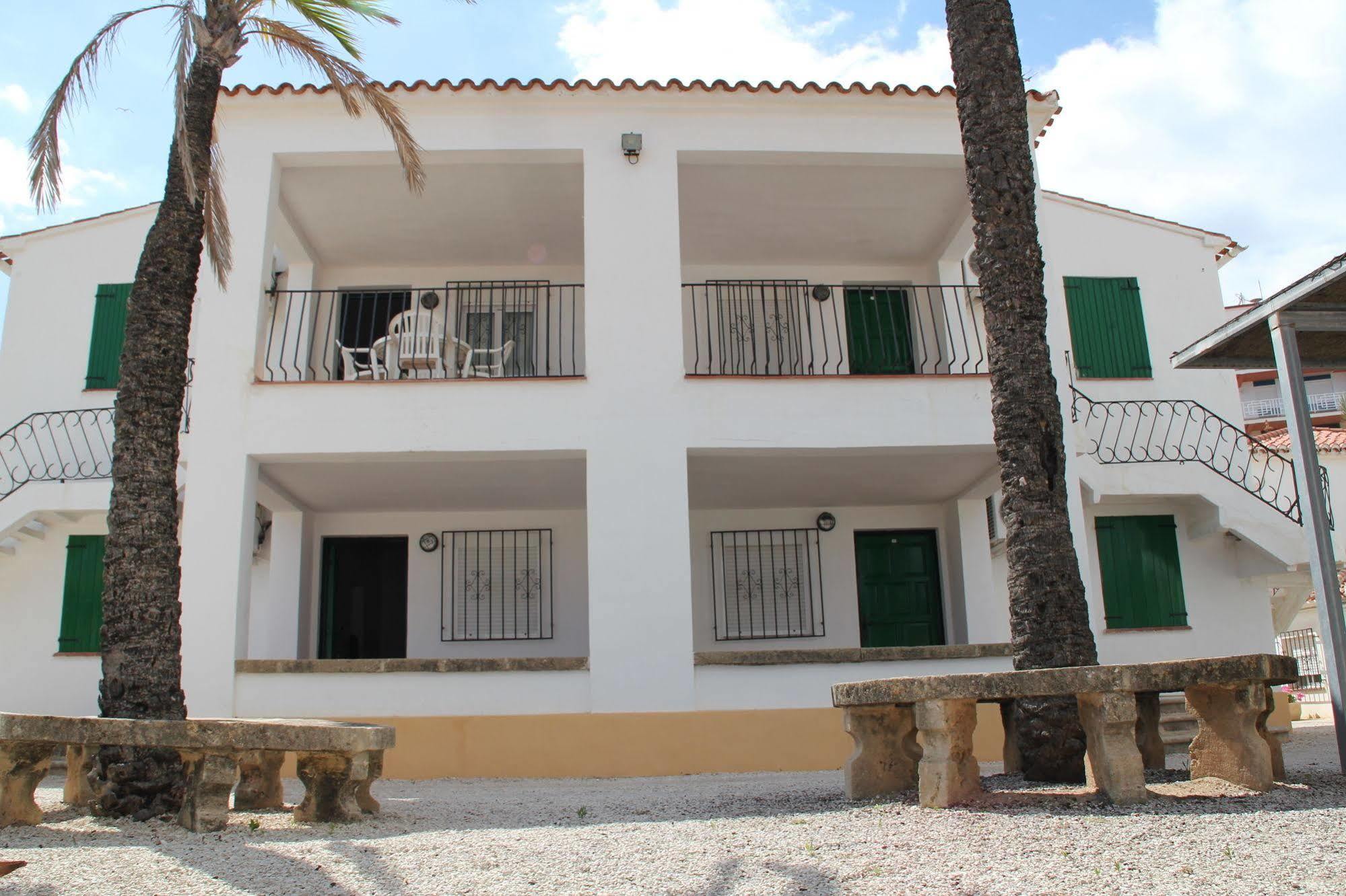 Отель Bungalows El Arenal Хавеа Экстерьер фото